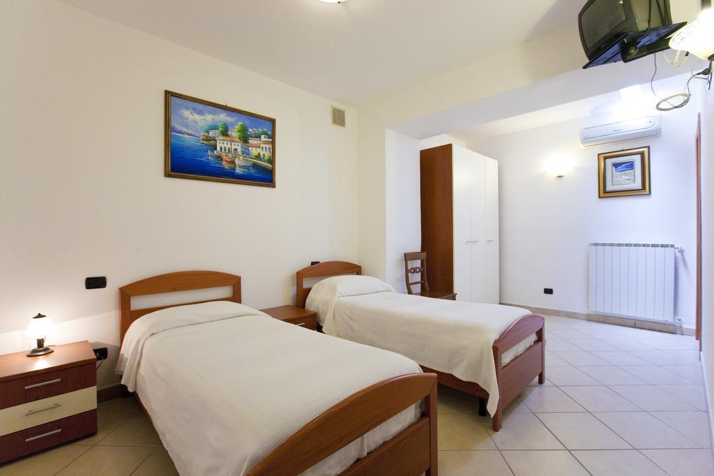 Olga'S Residence Relais Nerano Oda fotoğraf